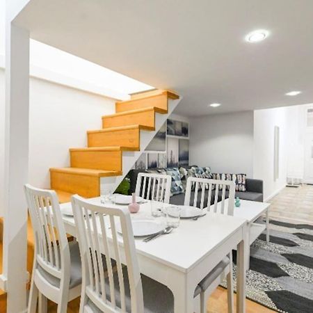 Lovely Studio Flat In Damjanich Street - Leonard بودابست المظهر الخارجي الصورة